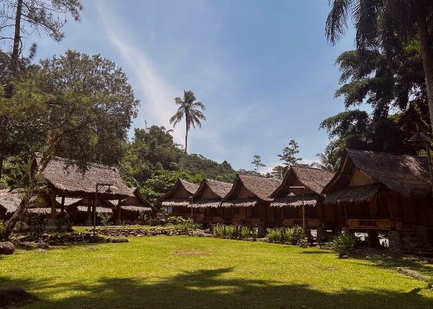 Paket rafting Citarik Sukabumi plus menginap di Nusa Cottages bersama iOutbound