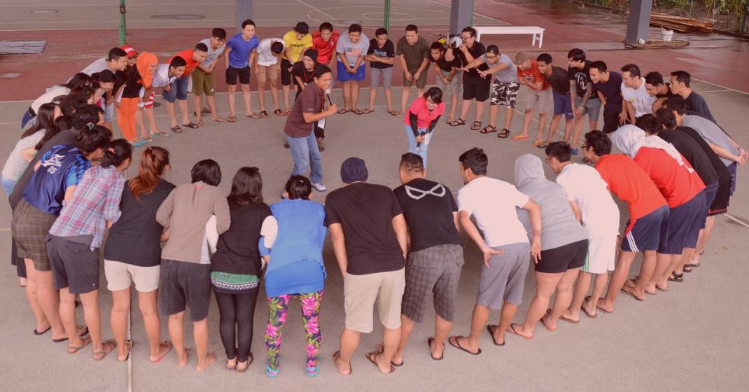 Jasa Event Organizer iOutbound – Peserta Outbound Team Building di Via Renata Puncak