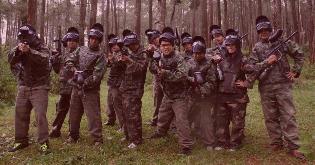 Paket Paintball iOutbound – Foto Bersama Peserta Paintball