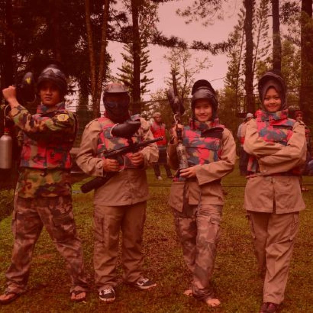 Paintball Bank Syariah Mandiri di Pinewood Puncak